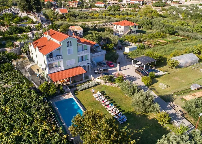Villa Solo